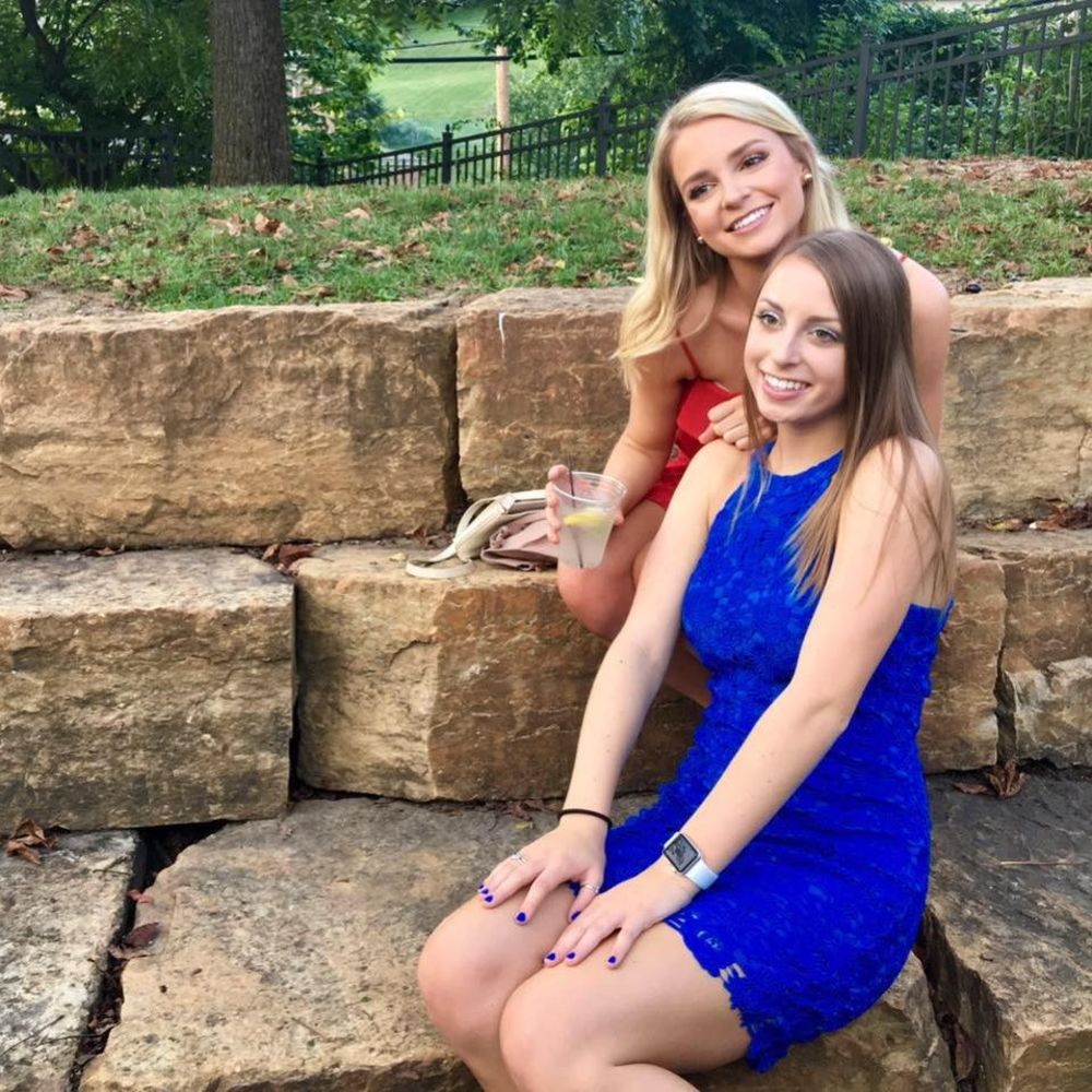 Meet your Posher, Maura